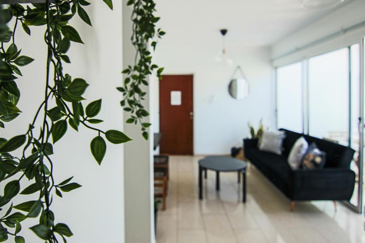 Phaedrus Living: Seaside Luxury Flat Lighthouse 62 Apartment Paphos Ngoại thất bức ảnh